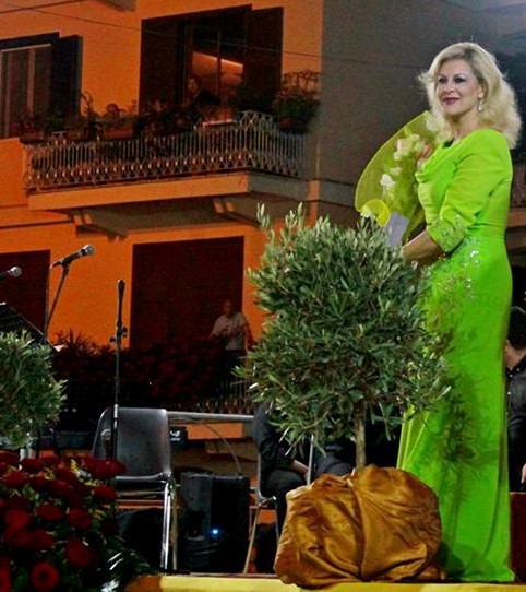 39868967_967273090111833_4781848886073360384_n (2)